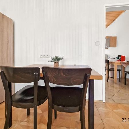 וינה Four-Bedroom, Four King-Size Comfort מראה חיצוני תמונה