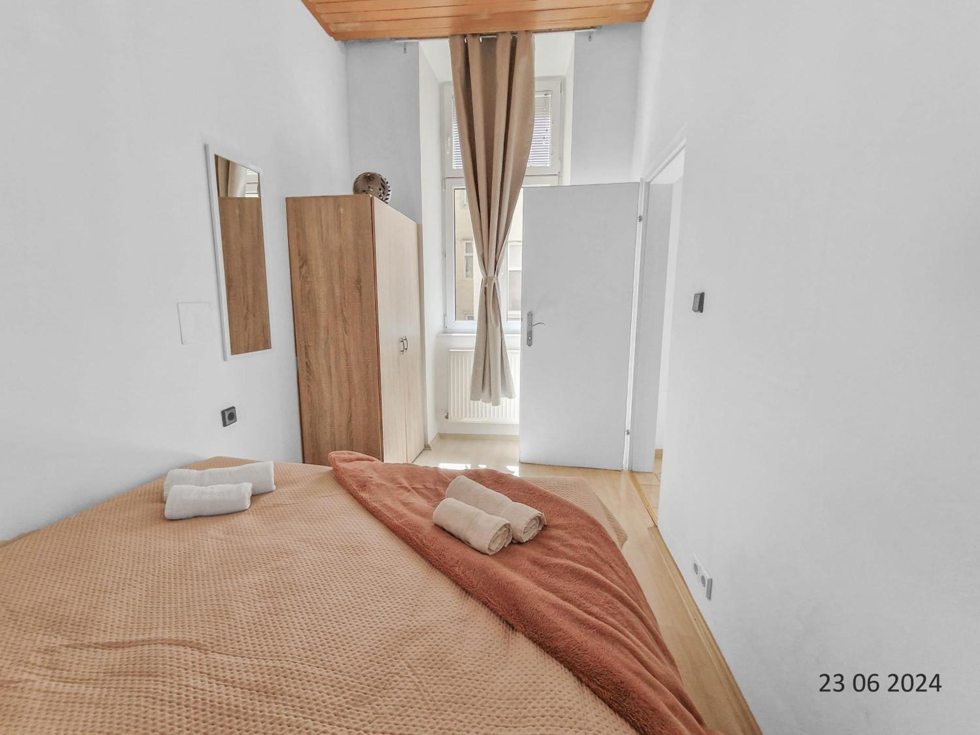 וינה Four-Bedroom, Four King-Size Comfort מראה חיצוני תמונה
