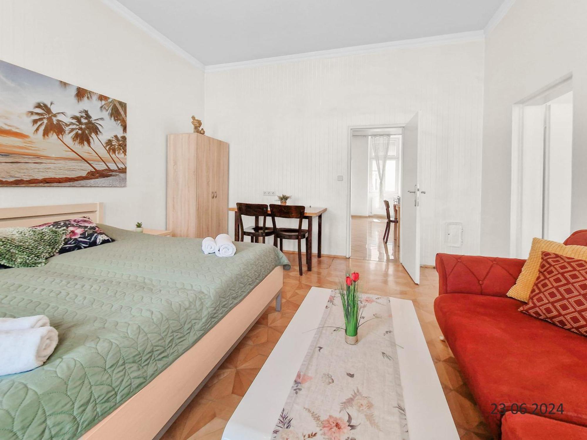וינה Four-Bedroom, Four King-Size Comfort מראה חיצוני תמונה