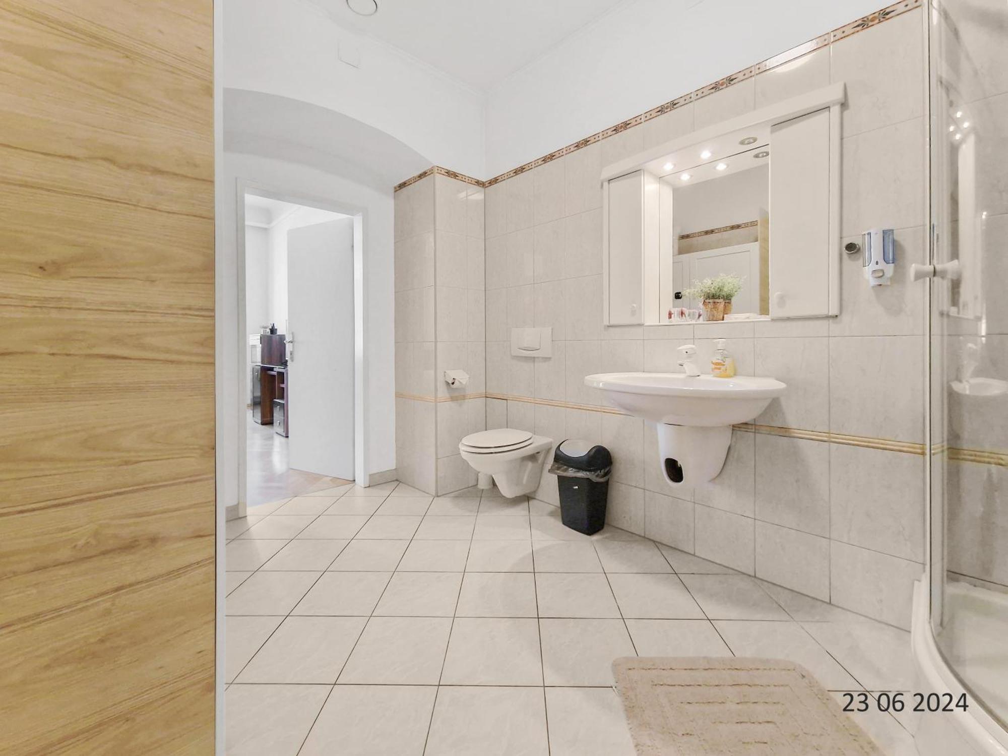 וינה Four-Bedroom, Four King-Size Comfort מראה חיצוני תמונה