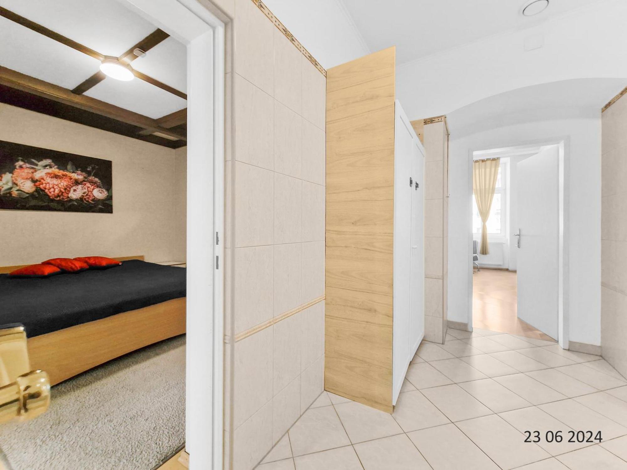 וינה Four-Bedroom, Four King-Size Comfort מראה חיצוני תמונה